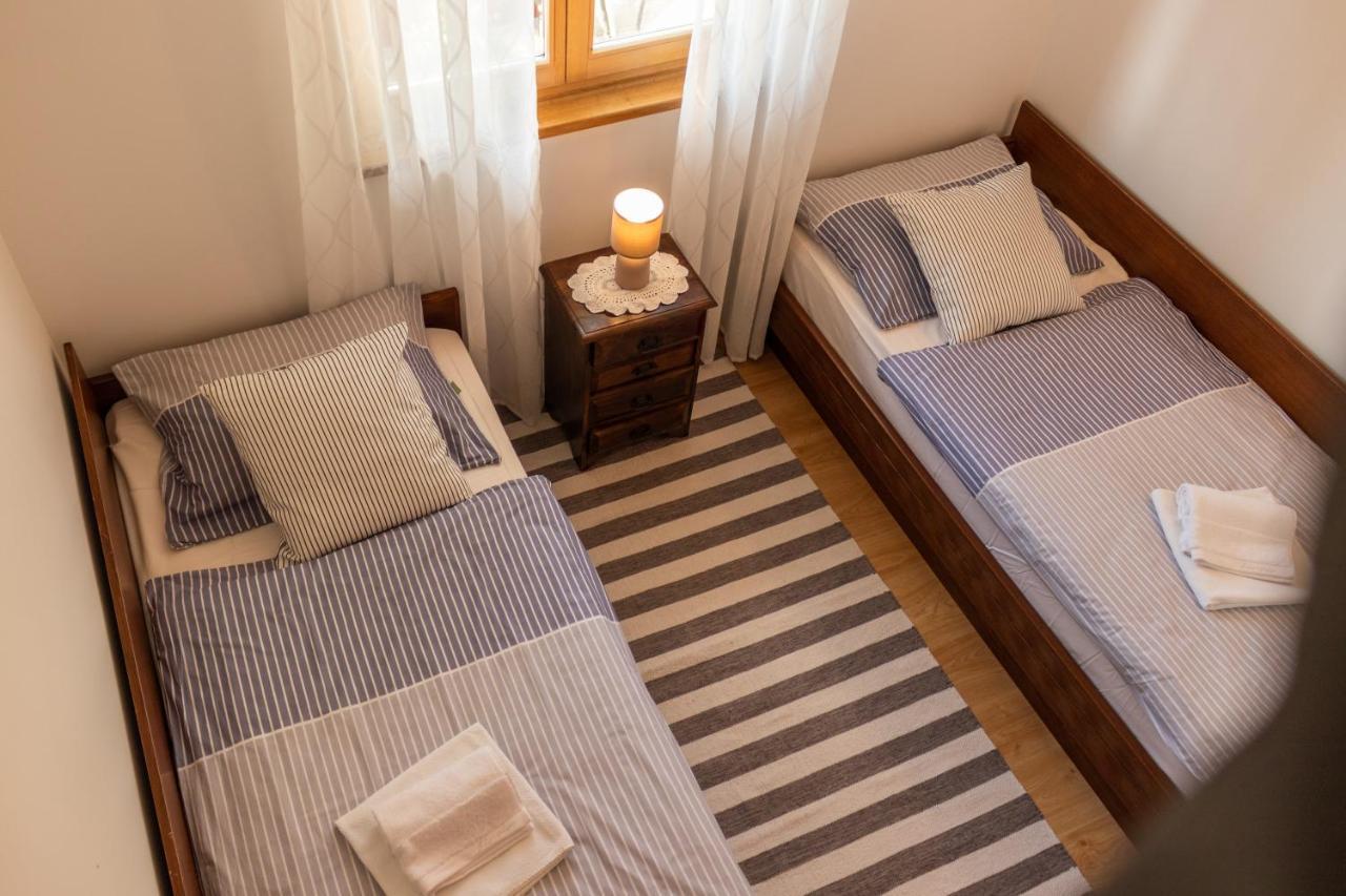 Apartments Summer Touch Петрчане Екстер'єр фото