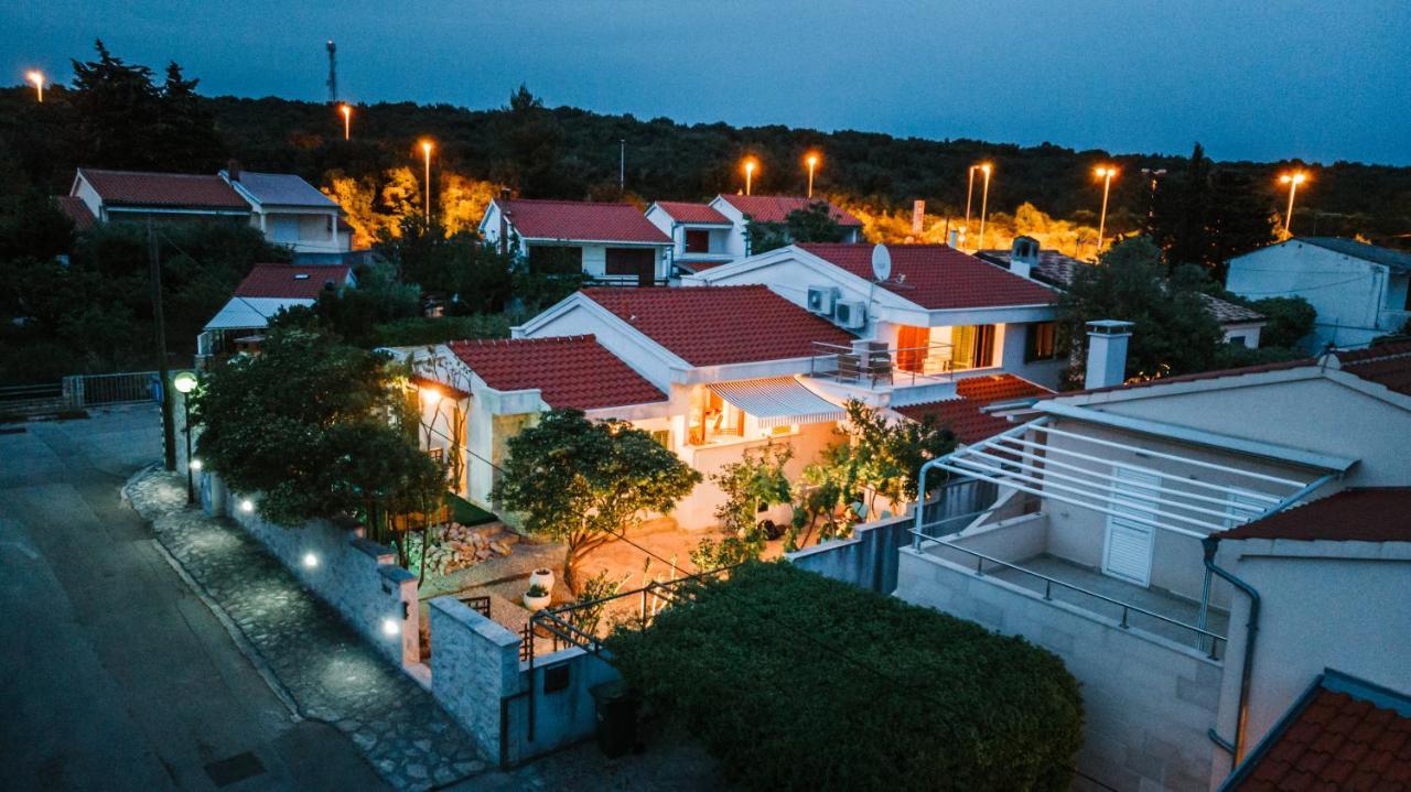Apartments Summer Touch Петрчане Екстер'єр фото