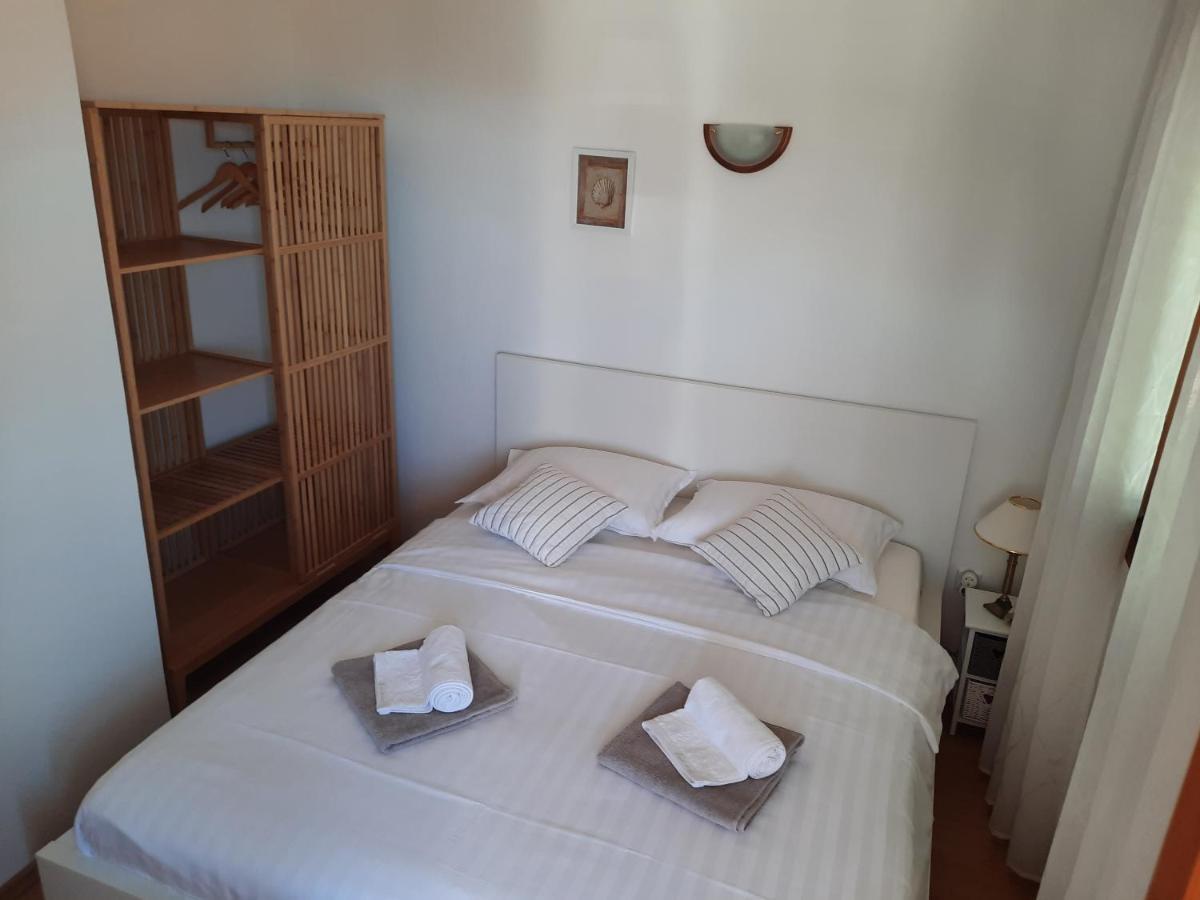 Apartments Summer Touch Петрчане Екстер'єр фото